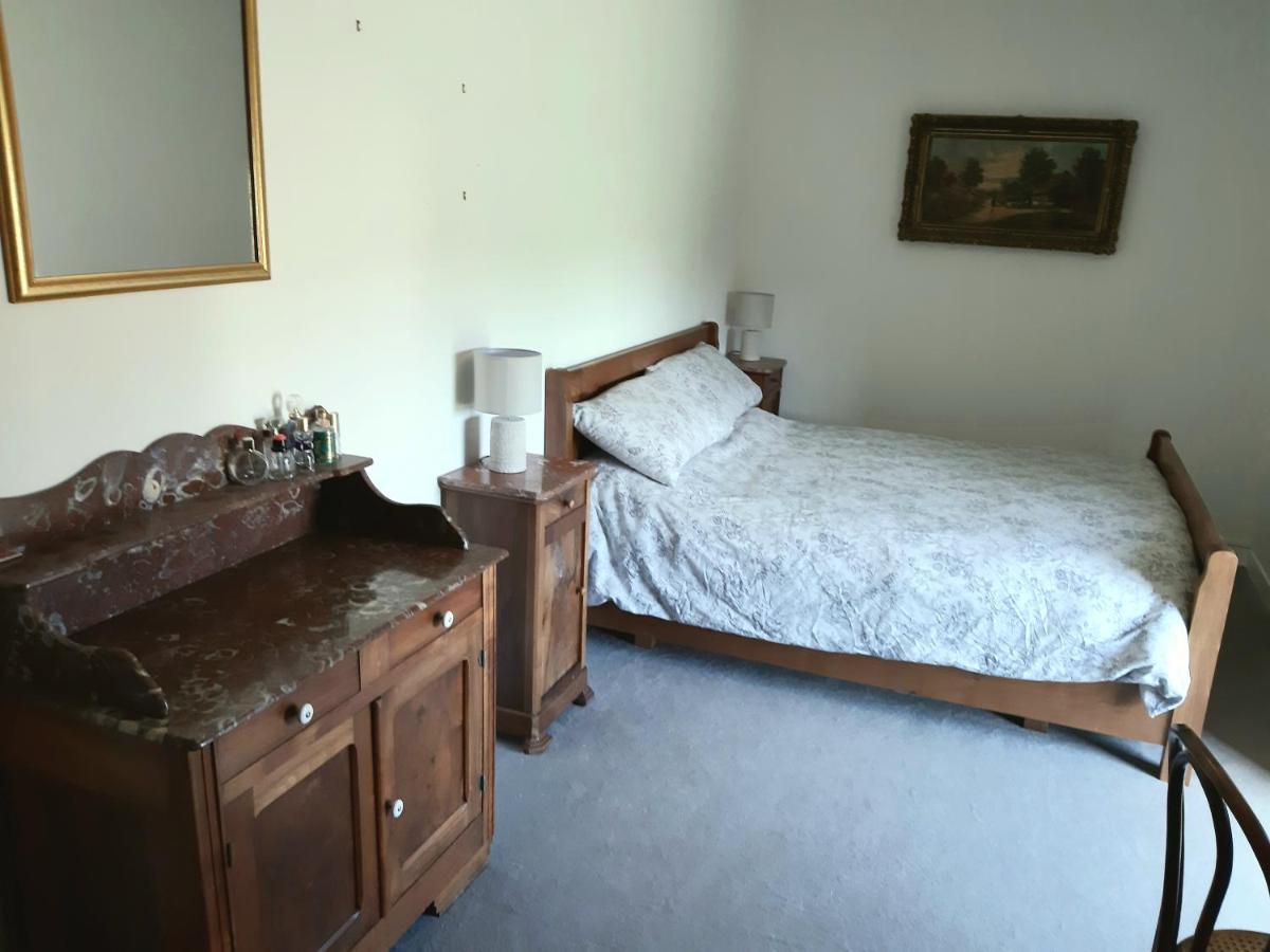 Wisteria Cottage Les Adjots Ngoại thất bức ảnh