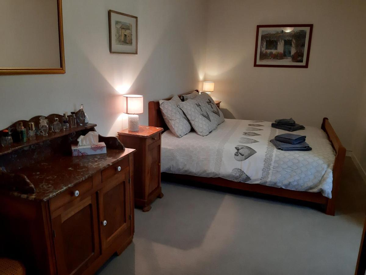Wisteria Cottage Les Adjots Ngoại thất bức ảnh