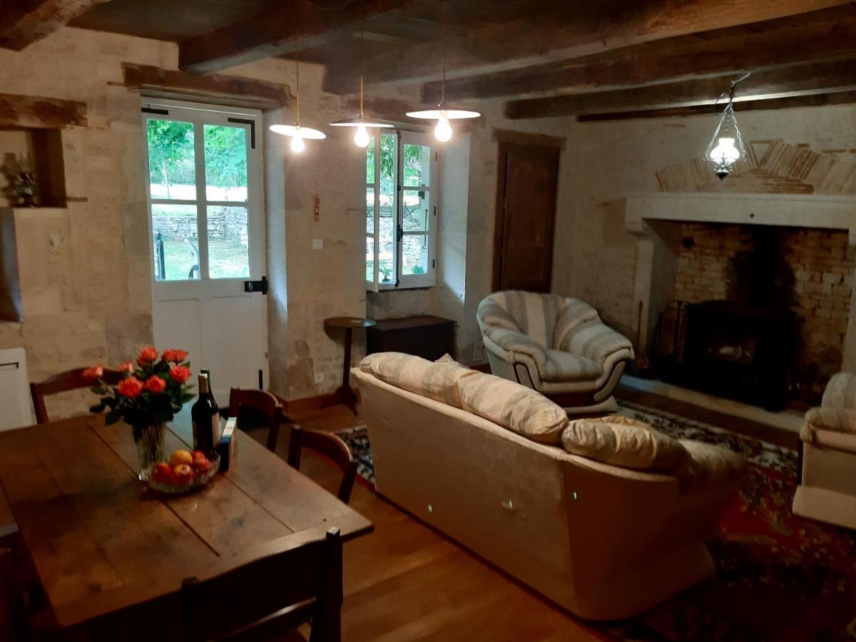 Wisteria Cottage Les Adjots Ngoại thất bức ảnh